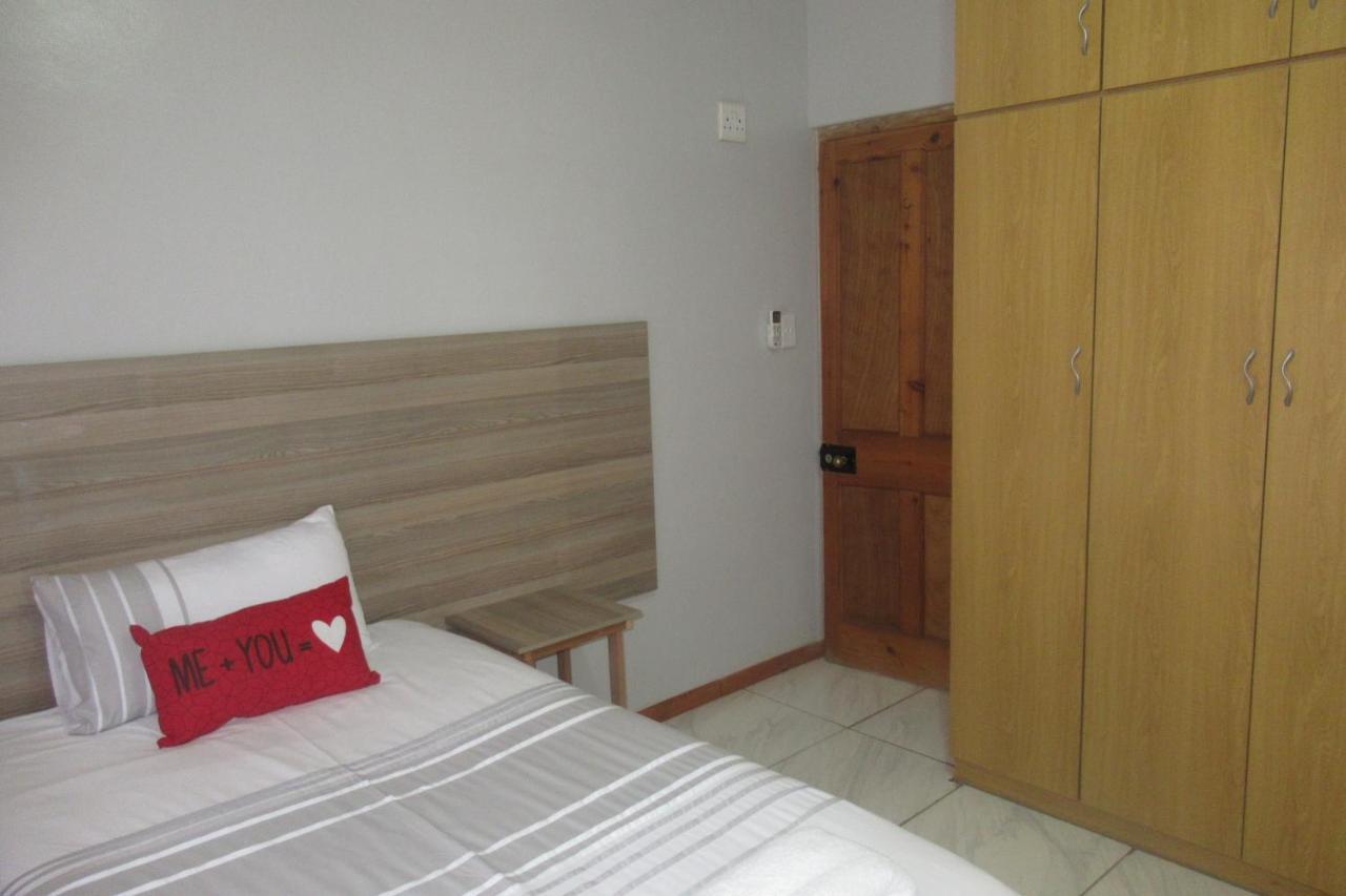 Pab-Love Guest House Kuruman Exterior foto